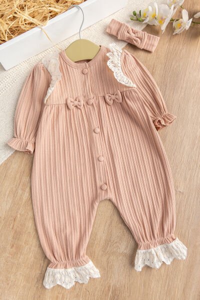 Güpürlü Fiyonklu  %100 Pamuk Penye Kız Bebek Tulum