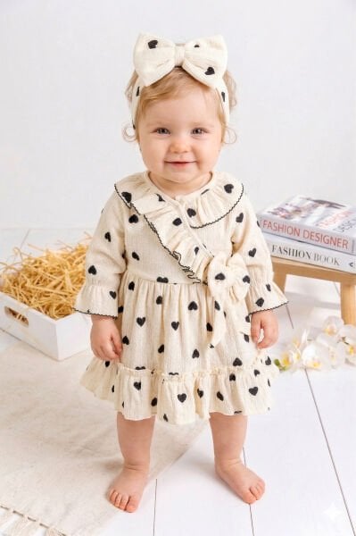 Kalp Desenli 100% Pamuk Bandanalı Kız Bebek Elbise