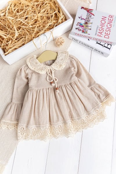Dantel Detaylı Dokuma Kumaş Bej Kız Bebek Elbise Şık Özelgün Elbise