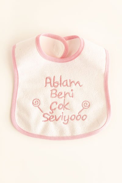 Bebek Önlüğü Ablam Beni Seviyo Yazılı
