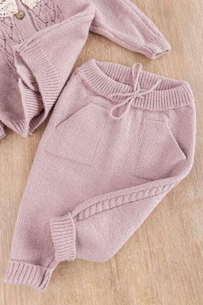 Dantel Yakalı Triko Kız Bebek Hırka Pantolon Takım Triko Bebek Seti Gülkurusu - 3 Ay