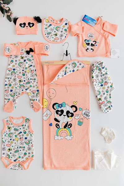 Gök Kuşağı Panda Figürlü Tulumlu Bebek Hastane Çıkışı