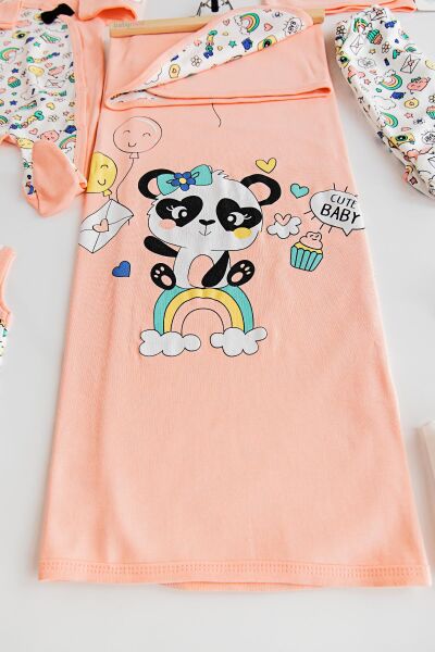 Gök Kuşağı Panda Figürlü Tulumlu Bebek Hastane Çıkışı