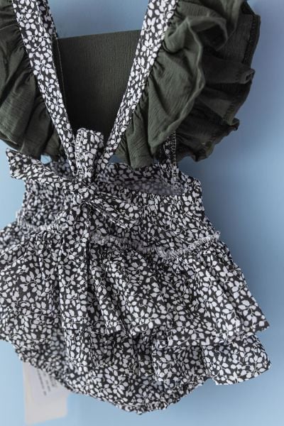 Fırfırlı Çiçekli Yazlık Kız Bebek Tulum