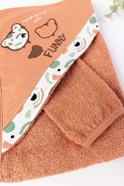 Ayıcık Figürlü 4 Parça Pamuklu Bebek Havlu Bornoz Seti Tarçın  - 0-18 Ay