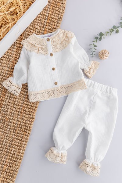 Dantelli Yaka Detaylı 2'li Kız Bebek Takım Alt Üst Bebek Takım KREM -  9-12 AY