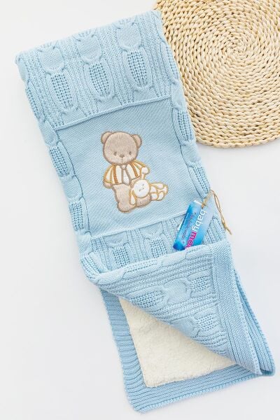 Ayıcık Figürlü Triko Bebek Battaniyesi