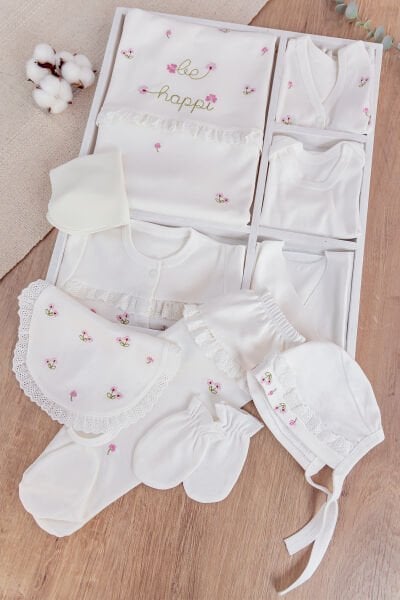 Çiçek İşlemeli Güpürlü Pamuklu 10 Parça Kız Bebek Hastane Çıkışı Bebek Takımı