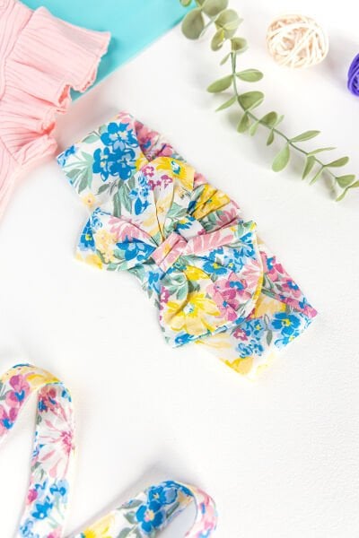 Çiçekli Bandanalı Yazlık Kız Bebek Tulum Salopet Takım