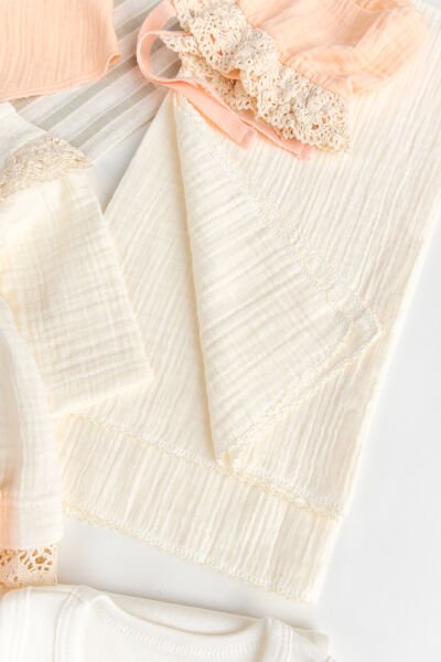 Müslin %100 Pamuklu 8 li Kız Bebek Hastane Çıkışı Bebek takımı Yeni Doğan Set SOMON -  0-3 AY