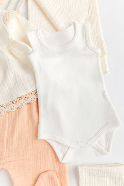 Müslin %100 Pamuklu 8 li Kız Bebek Hastane Çıkışı Bebek takımı Yeni Doğan Set SOMON -  0-3 AY