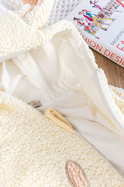Tavşan İşlemeli Kapüşonlu Welsoft Peluş Kışlık Kız Bebek Tulum KREM - 3-6 AY