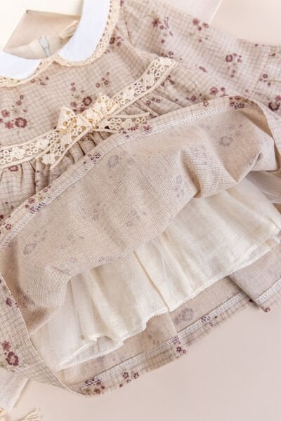 Bebe Yaka Dantelli 100% Pamuk Şık Kız Bebek Elbise