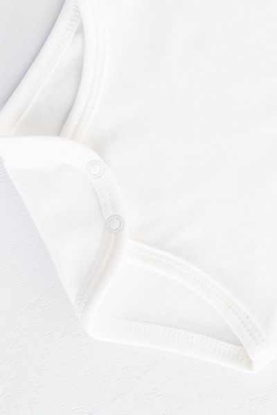 Organik Çiçek İşlemeli 10 Parça Kız Bebek Hastane Çıkışı Bebek Seti