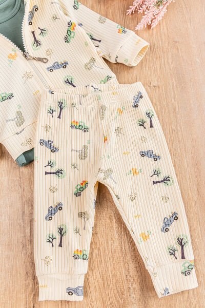 Araba Figürlü Kapüşonlu Hırkalı 3'lü Erkek Bebek Takım