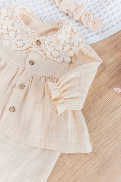 Güpür Yakalı Önden Düğmeli 3'lü Müslin Kız Bebek Hastane Çıkışı Bebek Takım