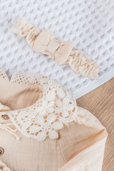 Güpür Yakalı Önden Düğmeli 3'lü Müslin Kız Bebek Hastane Çıkışı Bebek Takım