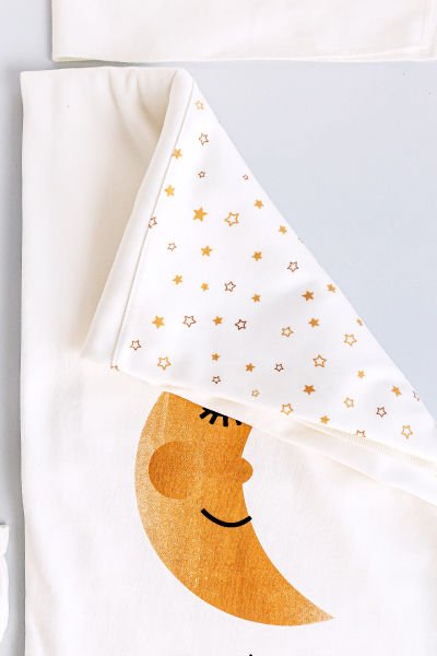 Ay Figürlü 10 Parça Unisex Bebek Hastane Çıkışı Bebek Seti