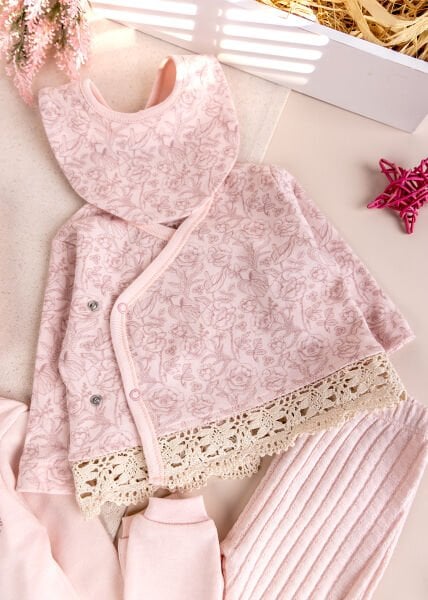 Çiçekli Zarif Dantelli 10 Parça 100% Pamuk Kız Bebek Hastane Çıkışı  Yeni Doğan Set