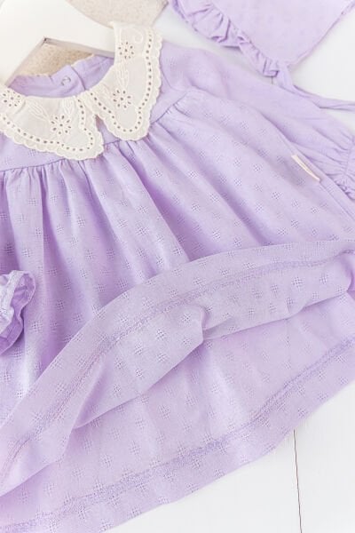 Güpür Yakalı Uzun Kollu Şapkalı Kız Bebek Elbise