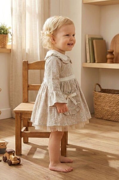 Bebe Yaka Çep Detaylı Şık Özel Gün Kız Bebek Elbise