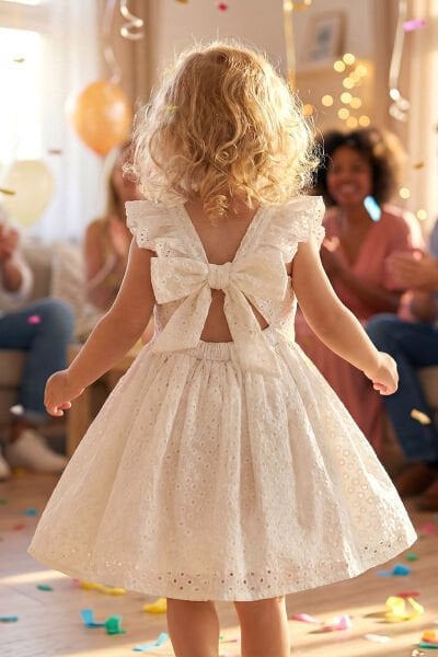 Çantalı Fiyonklu 100% Pamuk Şık Özelgün  Kız Çocuk Elbise Krem