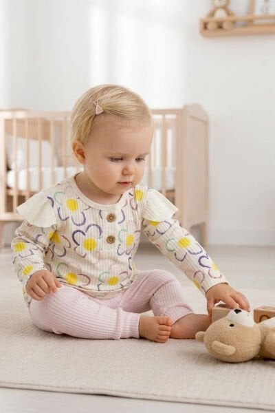 Çiçek Desenli 100% Pamuk Kız Bebek Pijama Takımı