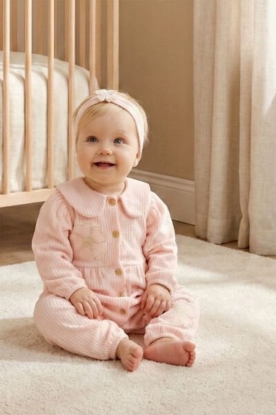 Bebe Yaka Çiçek Motifli 100% Pamuk Bandanalı Kız Bebek Tulum