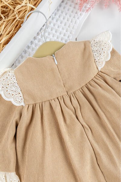Yakası Güpürlü Uzun Kollu Kadife Kız Bebek Elbise