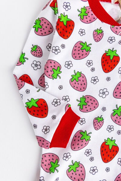 Çilek Desenli Kız Çocuk Pijama Takımı
