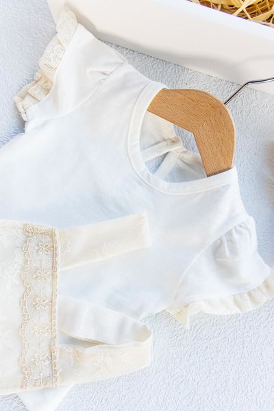 Güpürlü Bandanalı Üçlü Kız Bebek Tulum Takım