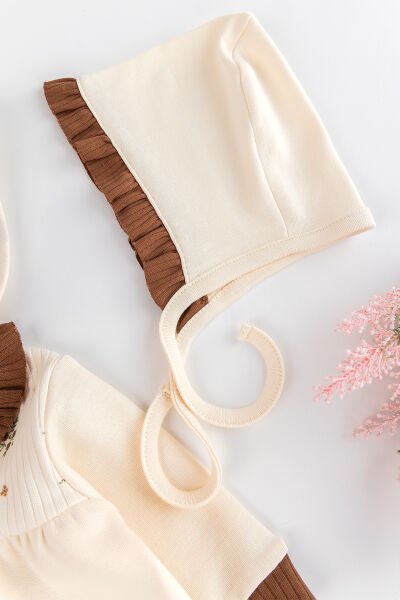 Fırfır Yakalı Önden Düğmeli Çicekli Kız Bebek 5 Parca Hastane Çıkışı Bebek Takımı Kahve  -  0-3 AY