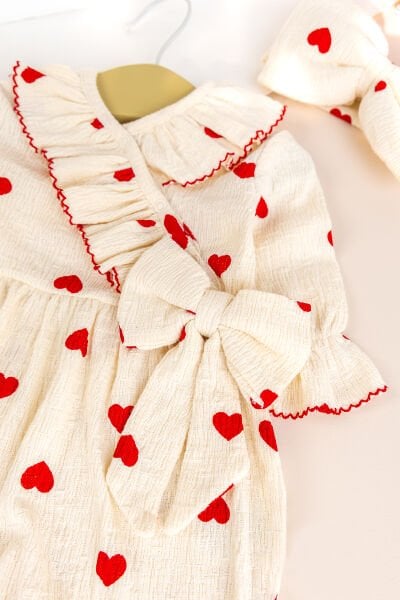 Kalp Desenli Fiyoklu 100% Pamuk Bandanalı Kız Bebek Tulum