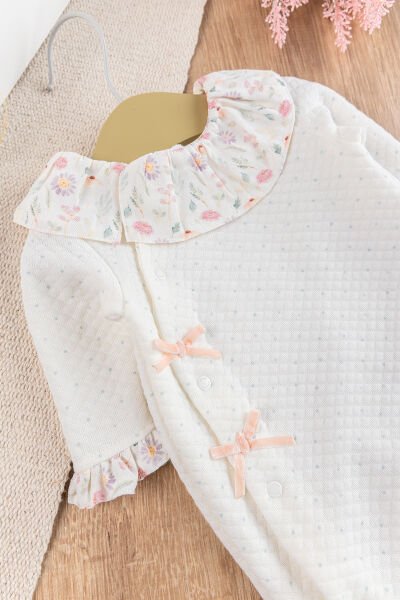 Fırfır Yakalı Çiçekli Patikli Kız Bebek Tulum KREM - 6 Ay