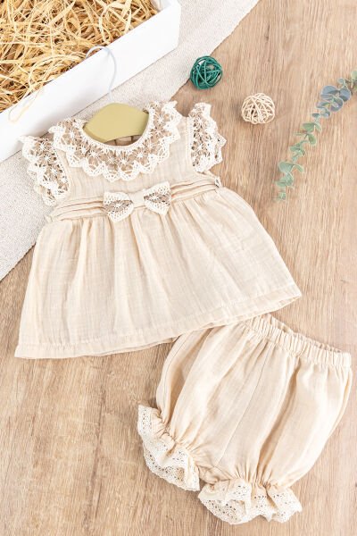 Güpürlü Müslin Kız Bebek Elbise Bebek 2'li Takım