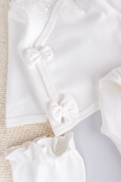 Güpürlü %100 Pamuk 5'li  Kız Bebek Hastane Çıkışı Bebek Takım