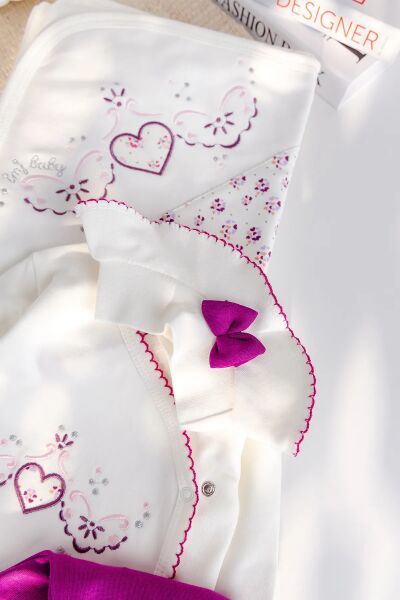 Kalp İşlemeli 100% Pamuk 10'lu Kız Bebek Hastane Çıkışı Bebek Set