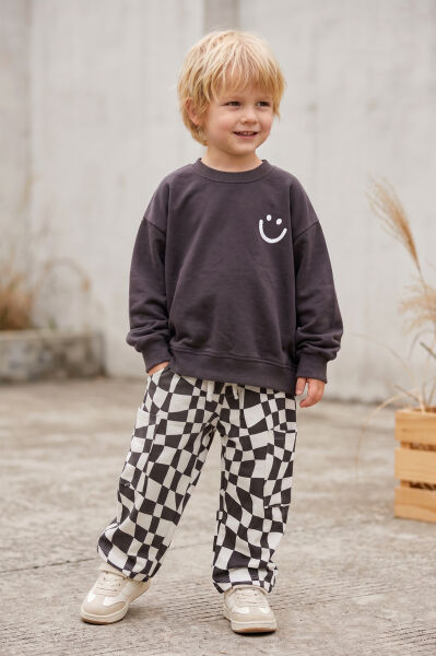 Çocuk Smıley Baskılı Antrasit Sweatshirt ve Dama Desenli Eşofman Takımı