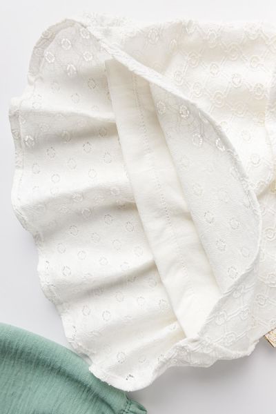 Çiçek Süslemeli Bandanalı Bebek Elbise Takım