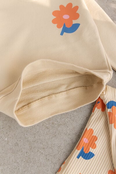 Kız Çocuk Pamuklu Bej Çiçek Desenli Sweatshirt Tayt Takım Yumuşak dokulu