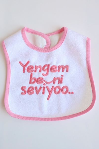 Bebek Önlüğü Yengem Beni Seviyo Yazılı
