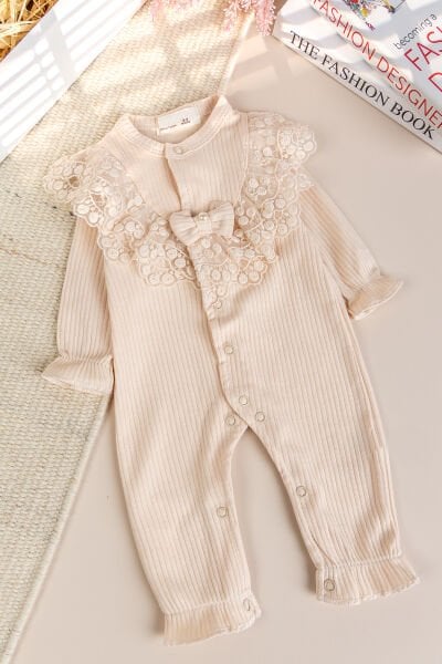 Güpürlü Fiyonklu 100% Pamuk Kız Bebek Tulum