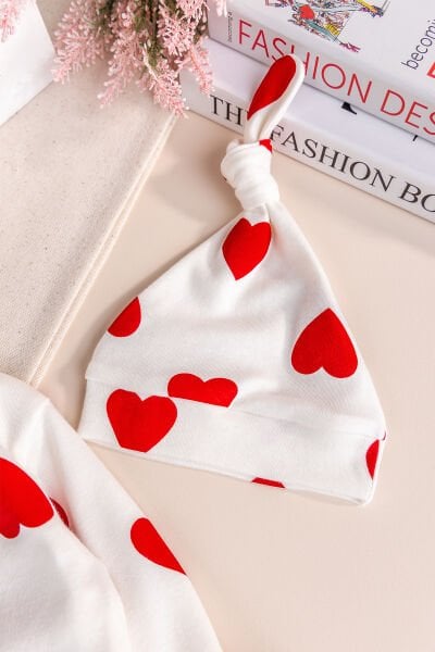 Kalp Desenli Kendinden Eldivenli 3'lü Kız Bebek Hastane Çıkışı Bebek Takımı