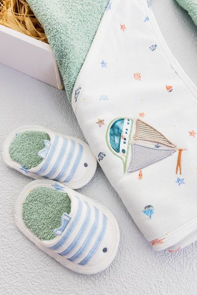 Organik Denizci Temalı Erkek Bebek Havlu Bornoz Seti