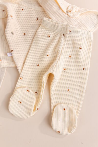 Çiçek Desenli 5'li Pamuklu Natural Kız Bebek Hastane Çıkışı Bebek Takımı