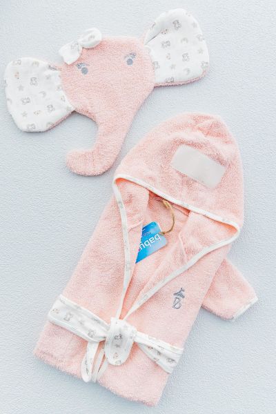 Fil Figürlü Organik Kapüşonlu Kız Bebek Bornoz
