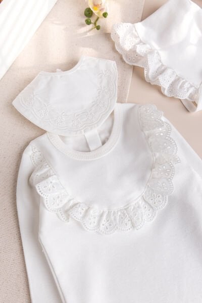 Fistolu Şapkalı 100% Pamuk Kız Bebek Tulum Krem