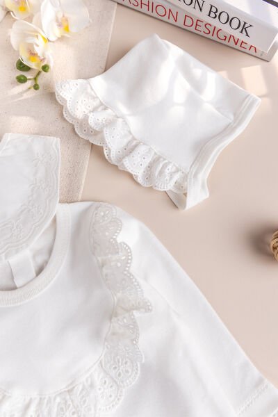 Fistolu Şapkalı 100% Pamuk Kız Bebek Tulum Krem