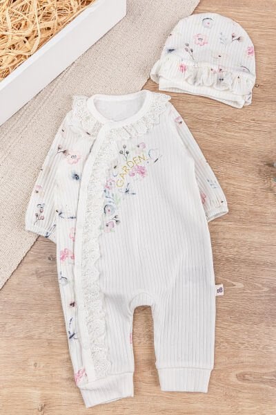 Çiçek Desenli Güpürlü Şapkalı Kız Bebek Tulum Takım