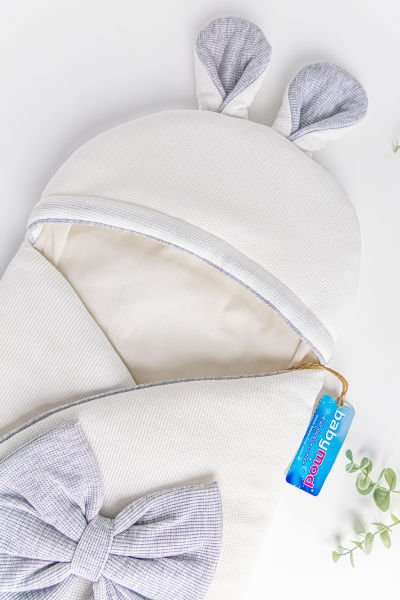Fiyonk Süslemeli Kız Bebek Kundak KREM -  Tek Ebat
